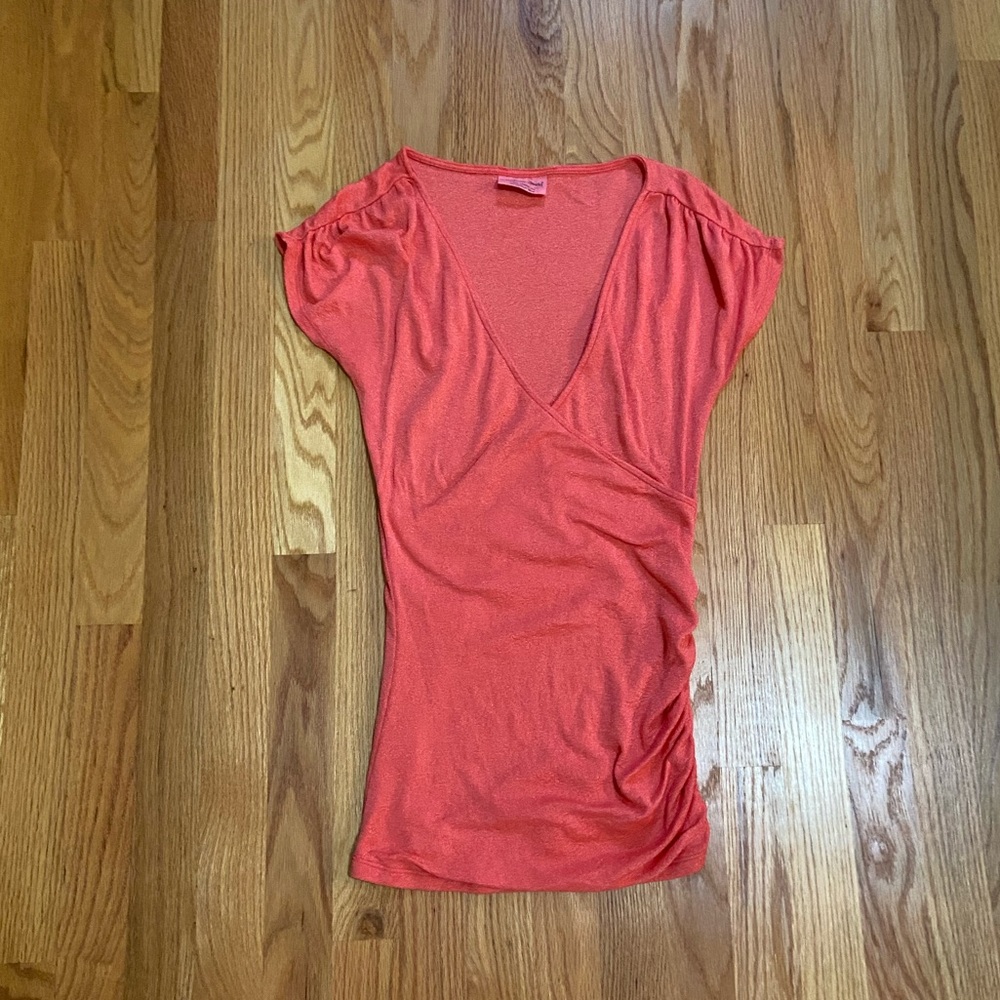 Coral top